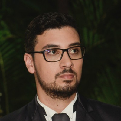 Silas, Gerente de Dados · 15+ anos